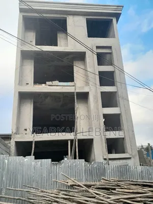 6bdrm House in Bole for sale