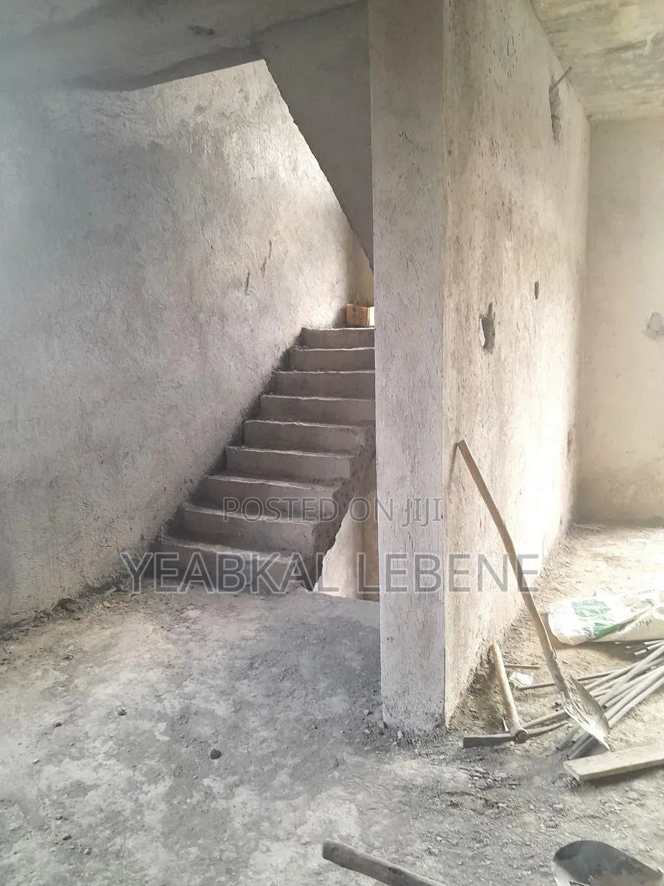 6bdrm House in Bole for sale