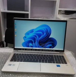 New Laptop HP 16GB Intel Core i5 SSD 512GB