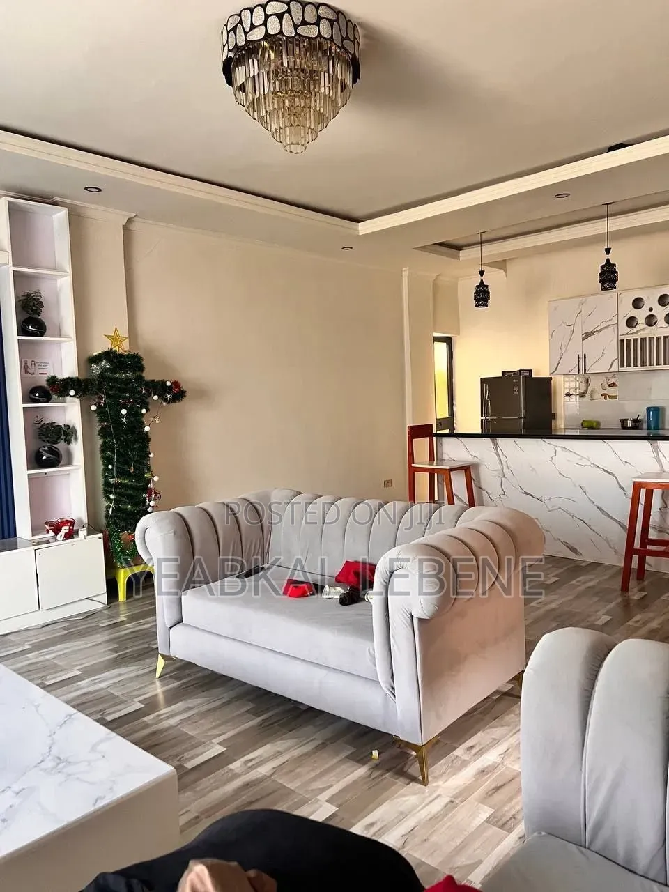 Furnished 8bdrm House in Bole for sale