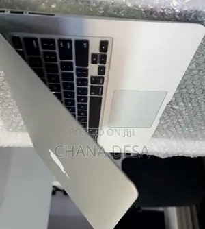 New Laptop Apple MacBook Air 2017 8GB Intel Core i5 SSD 128GB