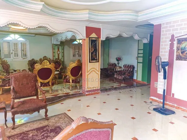 Furnished 6bdrm House in Bole for sale