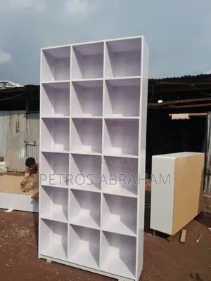 ለ ሱቅ ቢሉ ለ ቢሮ የሚሆኑ Shelf