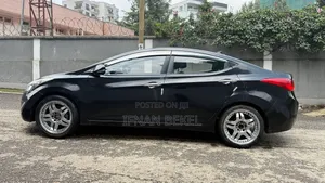 Hyundai Avante 2012 Black