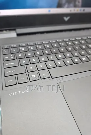 New Laptop HP Pavilion 15 8GB Intel Core i5 SSD 512GB