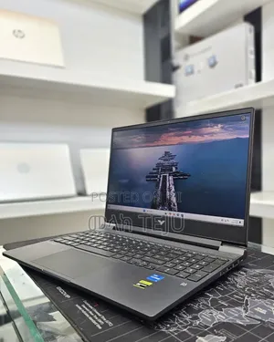 New Laptop HP Pavilion 15 8GB Intel Core i5 SSD 512GB