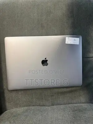 Laptop Apple MacBook Pro 2018 32GB Intel Core i9 SSD 2T