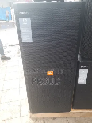 JBL SRX 725 Model Montarbo