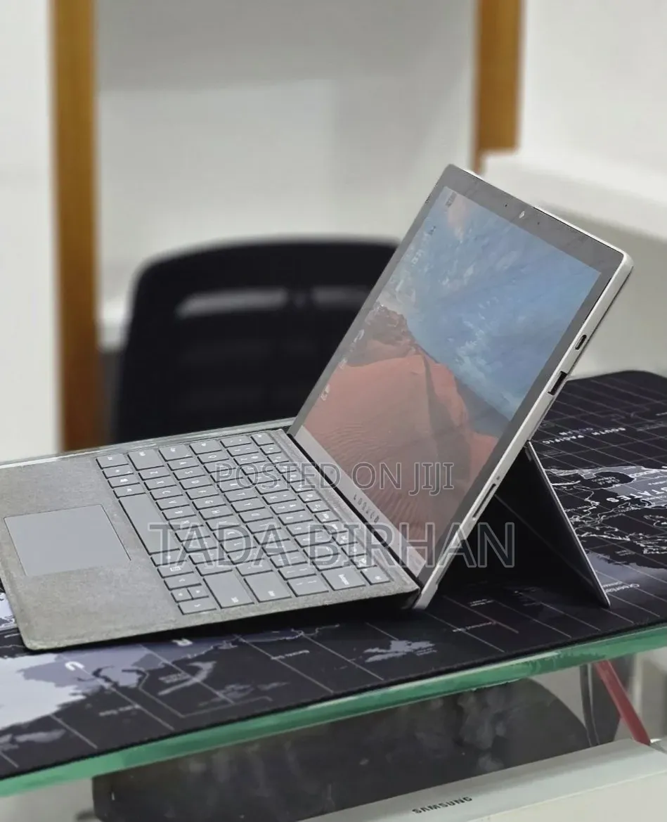 New Laptop HP Elite X2 G8 16GB Intel Core i5 SSD 256GB