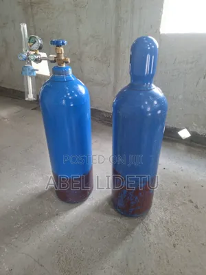 Refillable O2 Cylinder– Safe Reliable Storage
