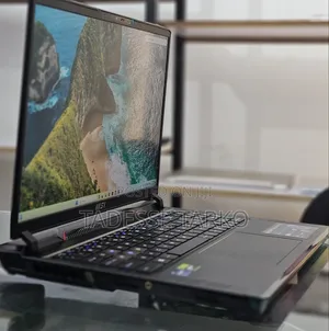 New Laptop MSI Raider GE78HX 32GB Intel Core i9 SSD 1T