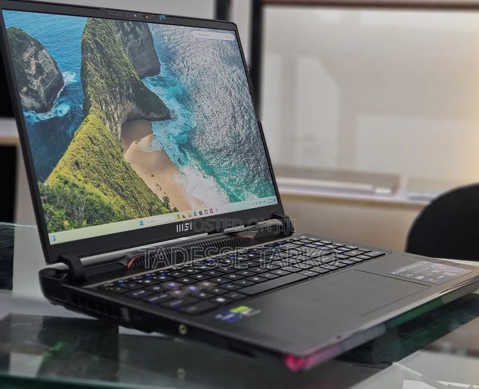 New Laptop MSI Raider GE78HX 32GB Intel Core i9 SSD 1T