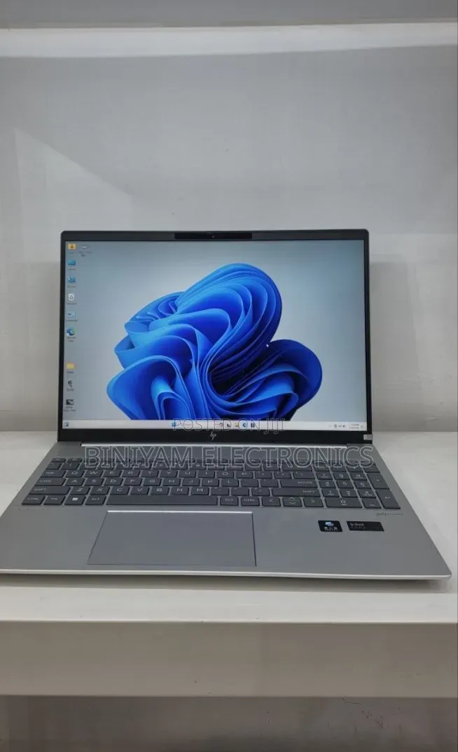 New Laptop HP Pavilion 15 16GB Intel Core Ultra 7 SSD 1T