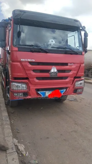 Dump Truck 2025