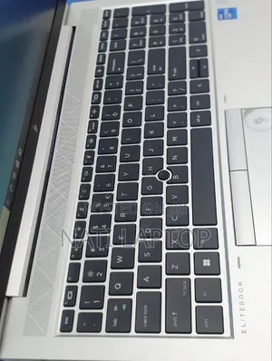 New Laptop HP EliteBook 840 G8 16GB Intel Core i7 SSD 512GB
