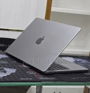 New Laptop Apple MacBook Pro 2021 M1 32GB Apple M1 Pro SSD 512GB