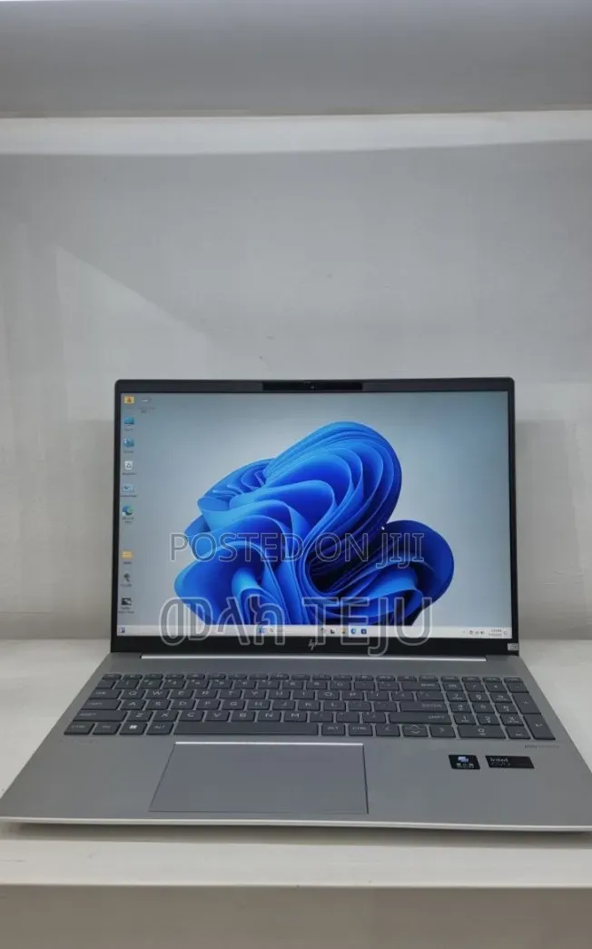 New Laptop HP Pavilion 15 16GB Intel Core Ultra 7 SSD 1T