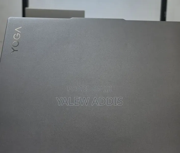 New Laptop Lenovo Yoga 7i 16GB Intel Core i7 SSD 512GB
