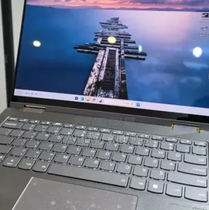 New Laptop Lenovo Yoga 7i 16GB Intel Core i7 SSD 512GB
