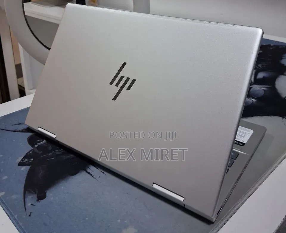 New Laptop HP Envy x360 8GB Intel Core i5 SSD 512GB