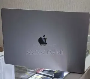 New Laptop Apple MacBook Pro 2021 M1 Max 32GB Apple M1 Max SSD 1T