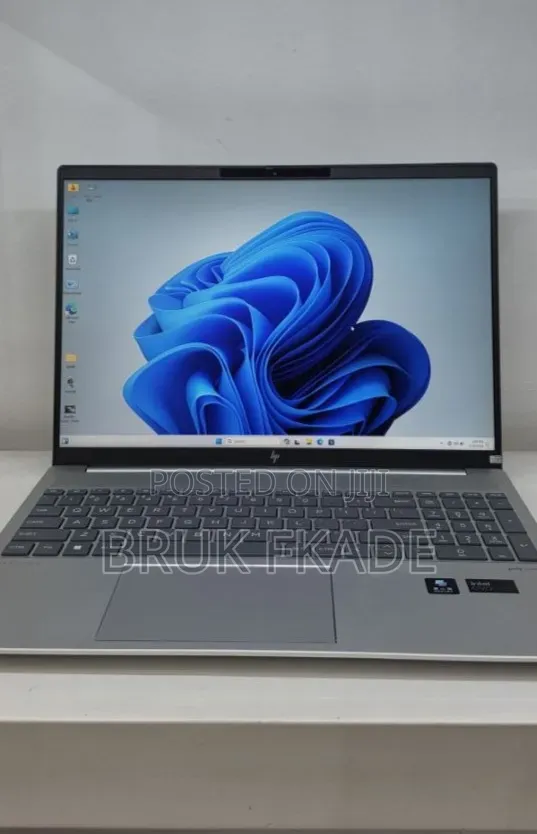 New Laptop HP Pavilion 15 16GB Intel Core Ultra 7 SSD 1T