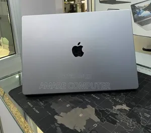 New Laptop Apple MacBook Pro 2021 M1 32GB Apple M1 Pro SSD 512GB