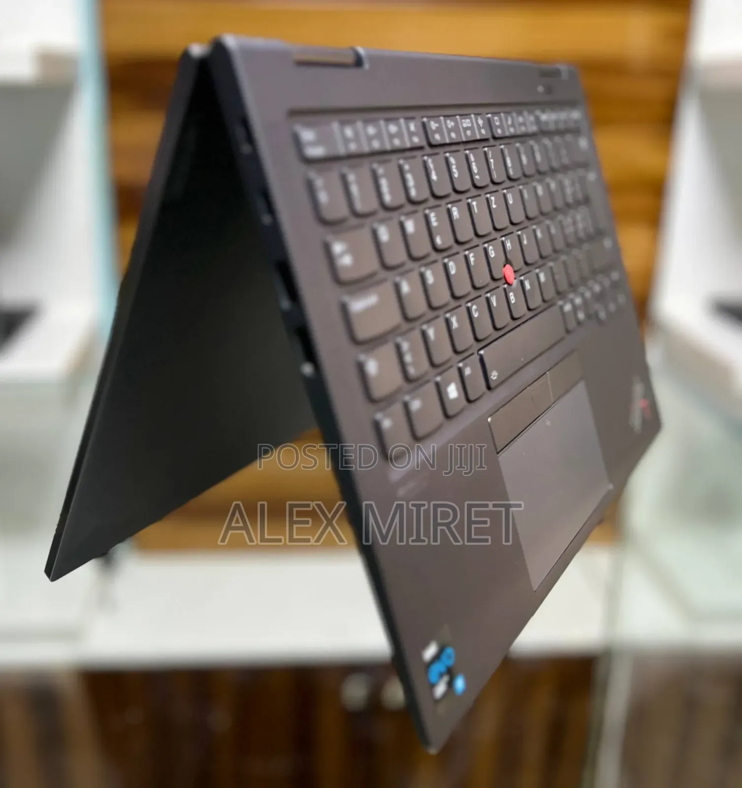 New Laptop Lenovo ThinkPad X1 Yoga 16GB Intel Core i7 SSD 512GB
