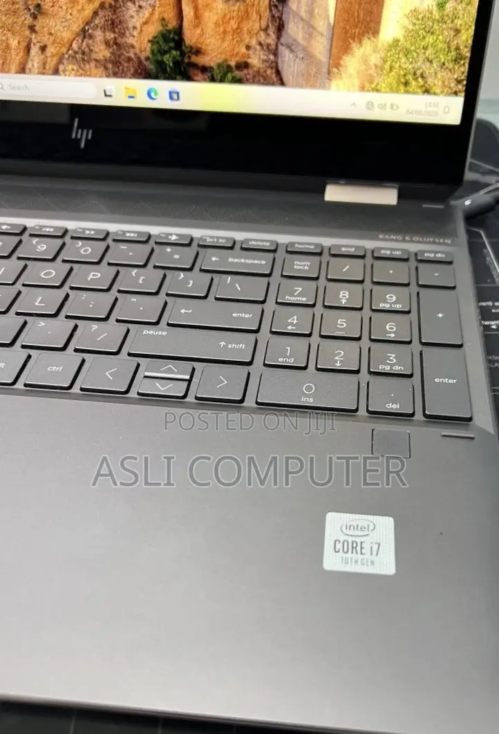 New Laptop HP Spectre 16GB Intel Core i7 SSD 512GB