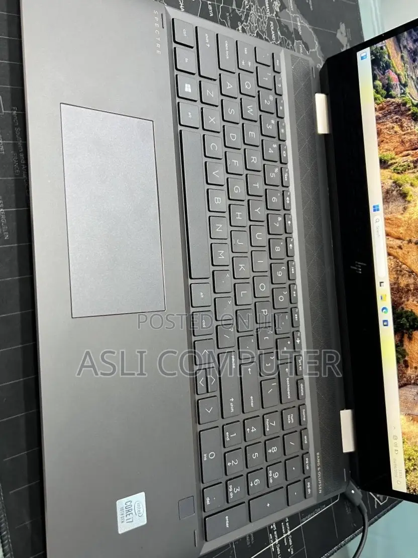 New Laptop HP Spectre 16GB Intel Core i7 SSD 512GB