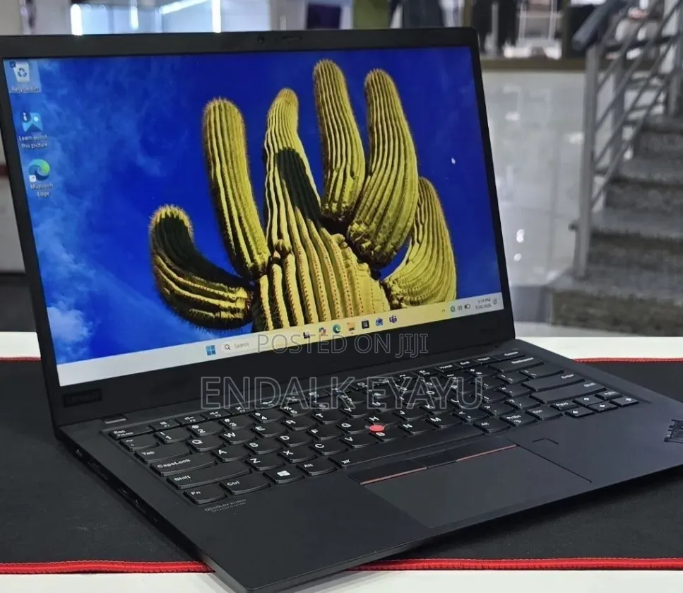 New Laptop Lenovo ThinkPad X1 Carbon 16GB Intel Core i7 SSD 512GB