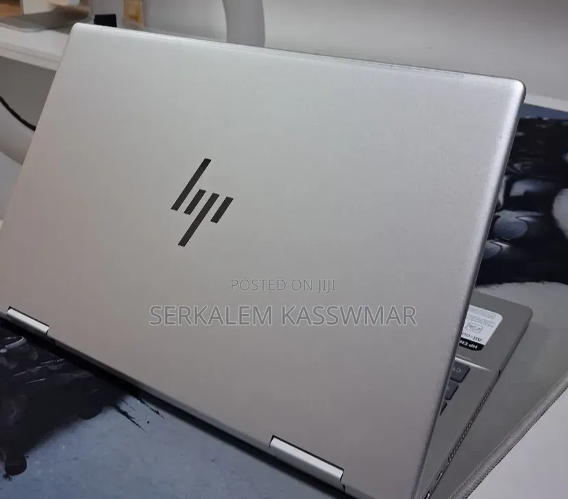 New Laptop HP Envy x360 8GB Intel Core i5 SSD 512GB