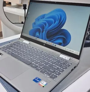 New Laptop HP Envy x360 8GB Intel Core i5 SSD 512GB