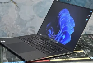 New Laptop Dell XPS 15 16GB Intel Core i7 SSD 512GB