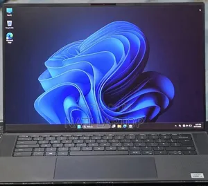 New Laptop Dell XPS 15 16GB Intel Core i7 SSD 512GB