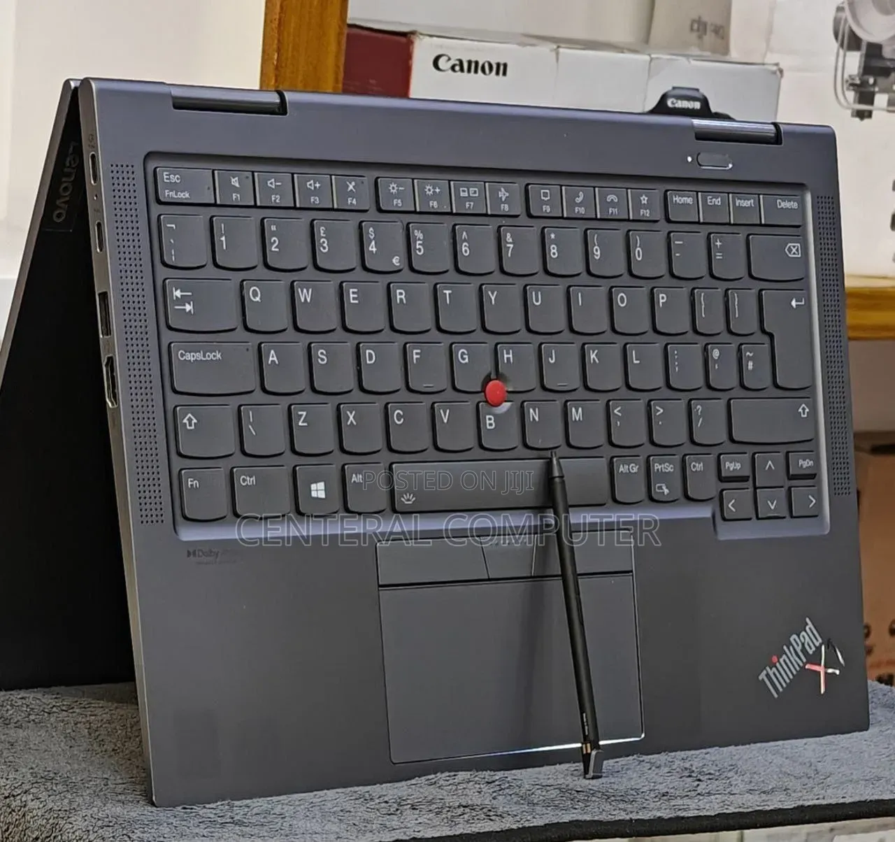 New Laptop Lenovo ThinkPad Yoga 370 16GB Intel Core i5 SSD 512GB