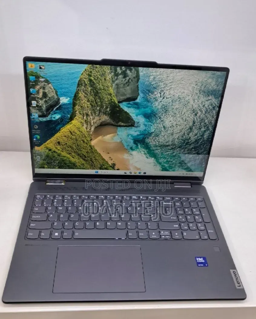 New Laptop Lenovo Yoga 7i 16GB Intel Core Ultra 7 SSD 512GB