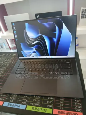 New Laptop Dell XPS 15 16GB Intel Core i7 SSD 512GB