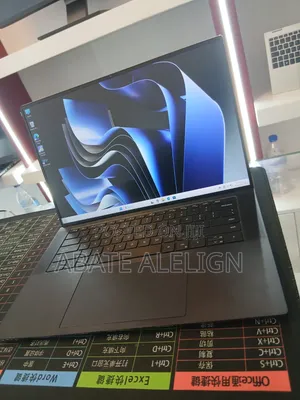 New Laptop Dell XPS 15 16GB Intel Core i7 SSD 512GB