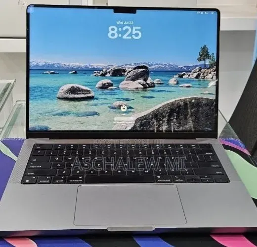 New Laptop Apple MacBook Pro 2023 M3 Pro 8GB Apple M3 SSD 512GB