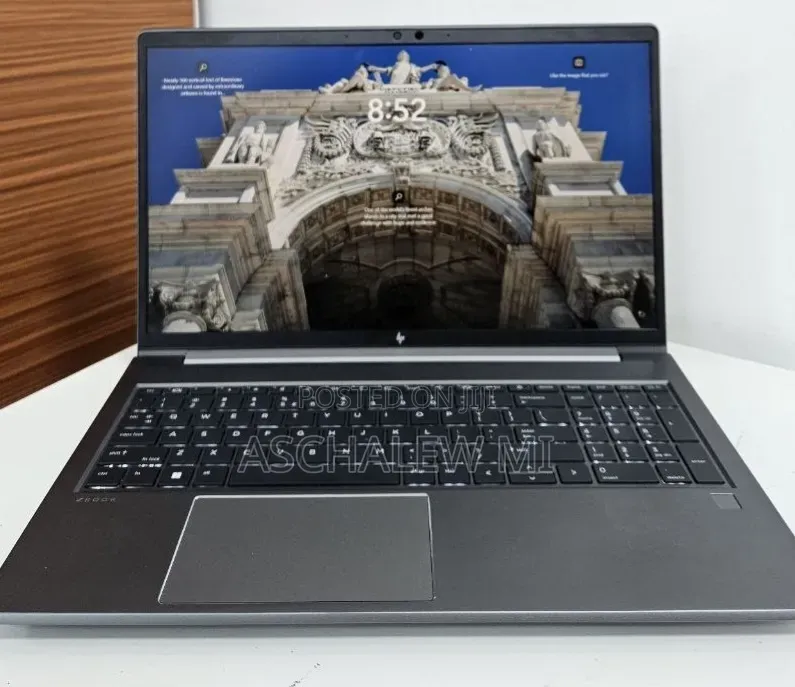 New Laptop HP ZBook 15 16GB Intel Core i7 SSD 512GB
