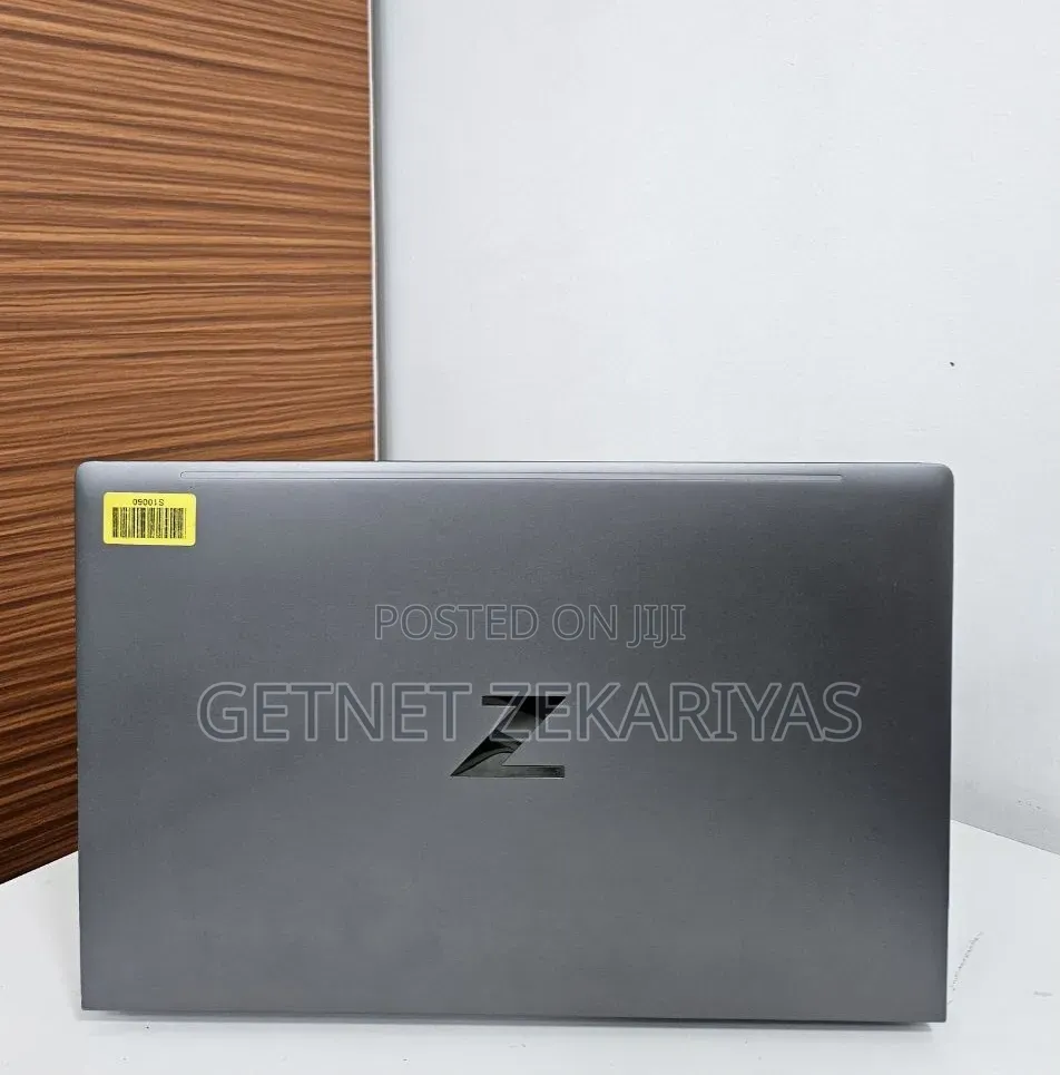 New Laptop HP ZBook Power G9 i7 16GB Intel Core i7 SSD 1T