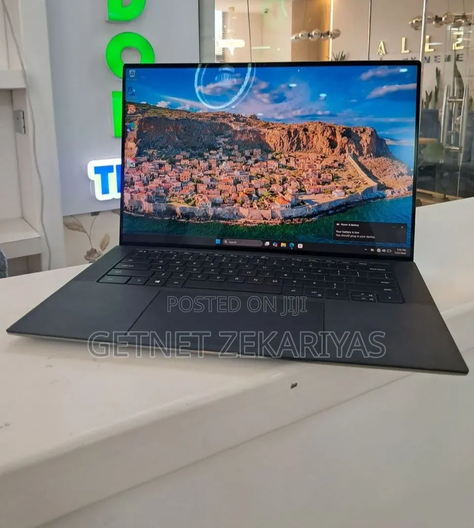 New Laptop Dell Precision 5560 16GB Intel Core i7 SSD 512GB