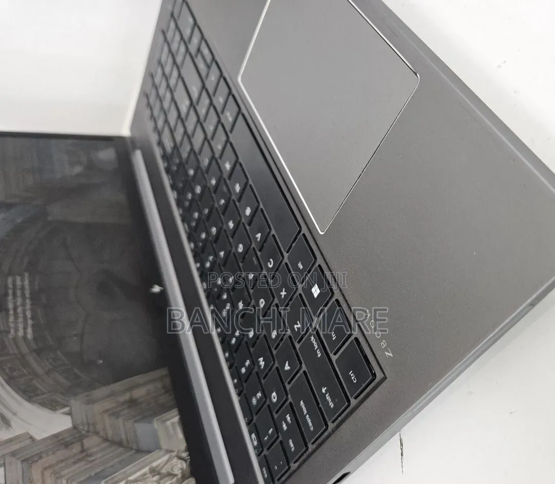 New Laptop HP ZBook Power G9 i7 16GB Intel Core i7 SSD 1T