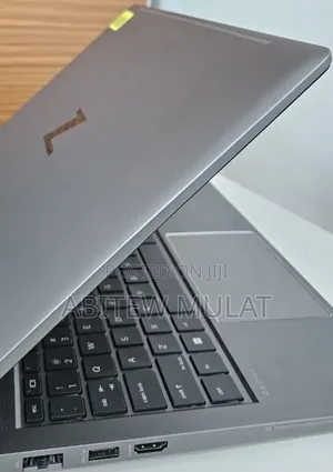 New Laptop HP ZBook Power G9 i7 16GB Intel Core i7 SSD 1T
