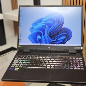 New Laptop Acer Predator Helios 300 16GB Intel Core i9 SSD 1T