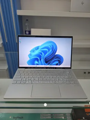 New Laptop HP Envy 13 16GB Intel Core i5 SSD 512GB