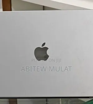 New Laptop Apple MacBook Pro 2023 M3 8GB Apple M3 Pro SSD 512GB