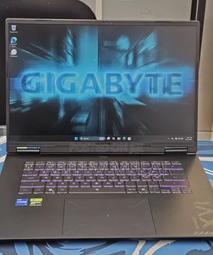 New Laptop Gigabyte GAMING A16 16GB Intel Core i7 SSD 1T