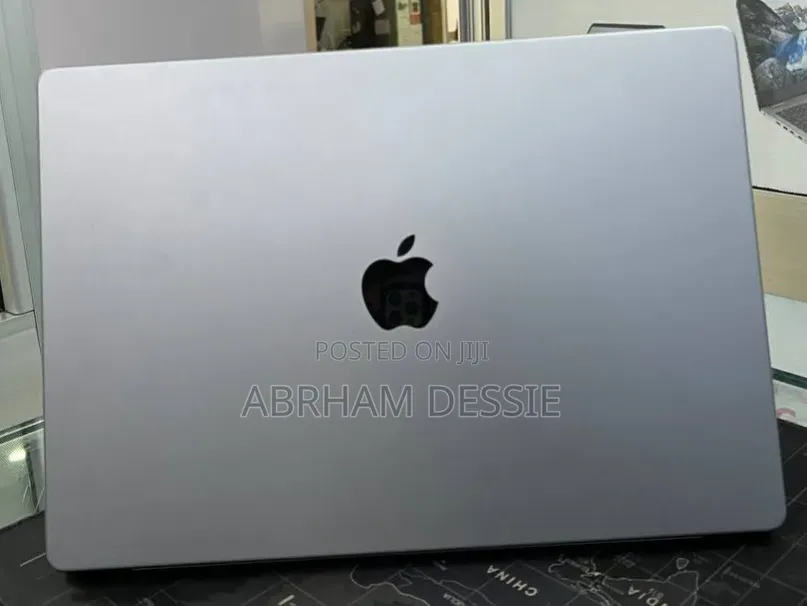 New Laptop Apple MacBook Pro 2021 M1 32GB Apple M1 SSD 512GB